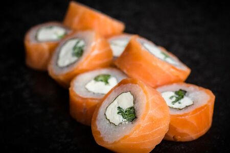 Филадельфия с луком полная