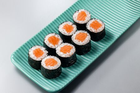 Маки лосось