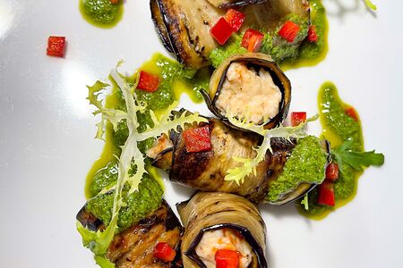 Рулетики из баклажанов