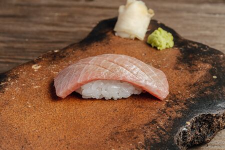 Брюшко тунца