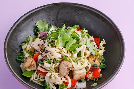 Со свининой и имбирным bbq