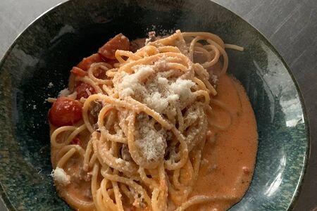 Спагетти с мраморной говядиной