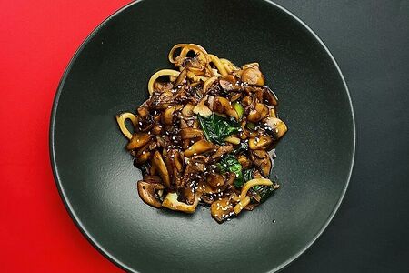 Удон с говядиной