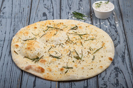 Фокачча с розмарином