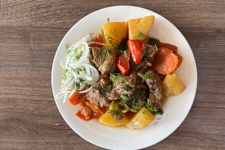 Жаркое с говядиной