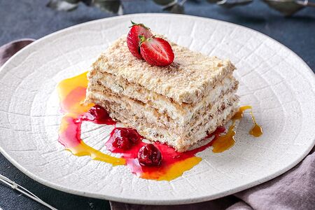 Наполеон с заварным кремом