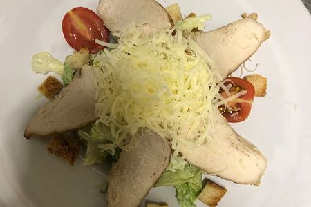 Цезарь с курицей