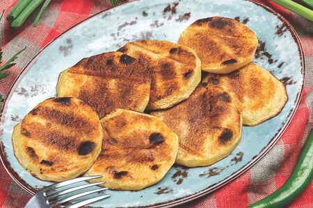 Картофель на углях