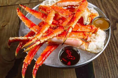 Фаланги камчатского краба на компанию