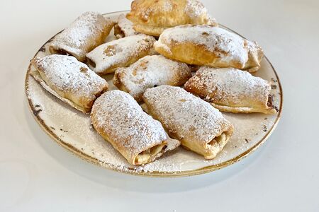 Мини штрудель с яблоком