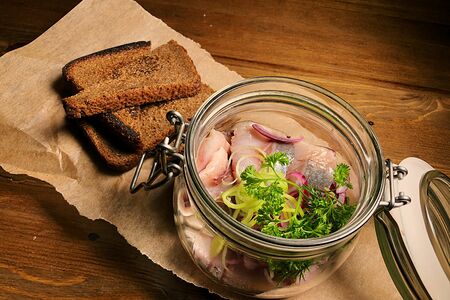 Сельдь шеф-посола в ароматном масле