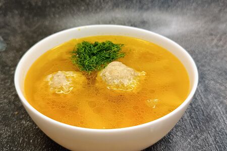 Суп с фрикадельками