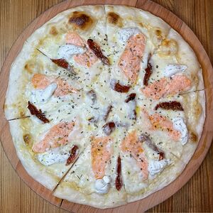 С семгой и вялеными томатами