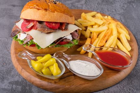 Арбат Чиздонер мясной