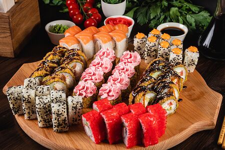 На компанию