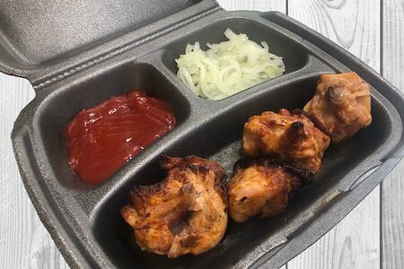 Шашлык из куриного бедра