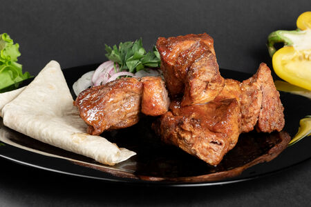 Шашлык из cвинoй шеи