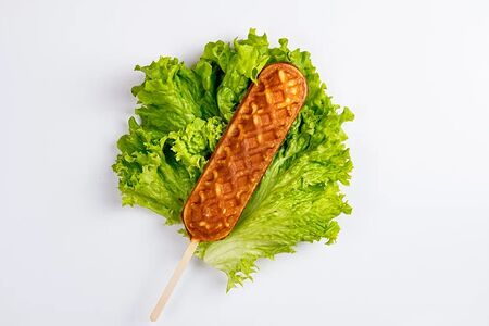 Сосиска в вафле