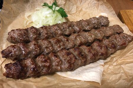 Люля-кебаб с шампиньонами