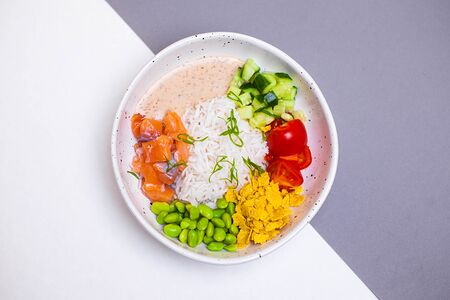 Поке с лососем