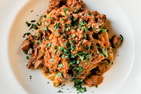 Лапша с рагу из потрошков