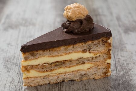 Торт Ореховый дакуаз