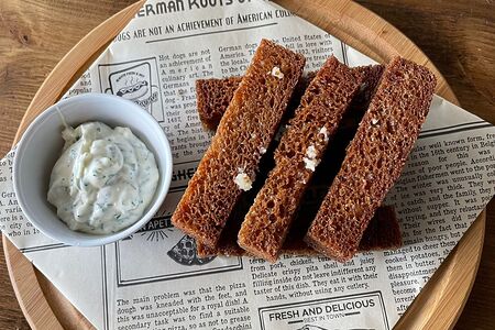 Гренки чесночные