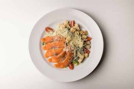 Цезарь с форелью