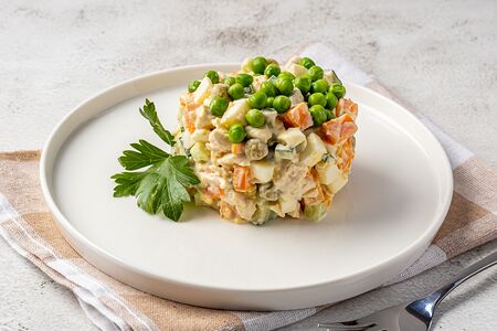 Столичный с курицей