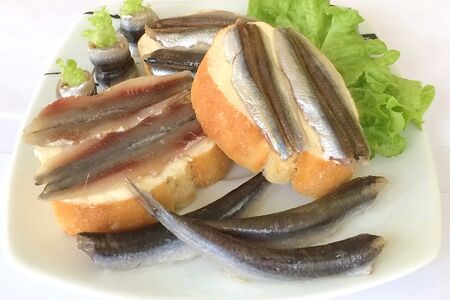 Хамса малосольная в масле