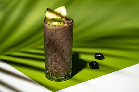 Смузи Киви и винoград