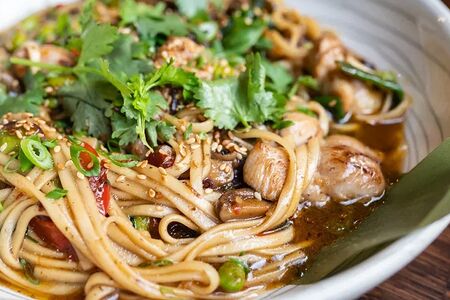 Лапша яичная с морепродуктами