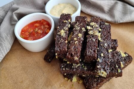 Чесночные гренки