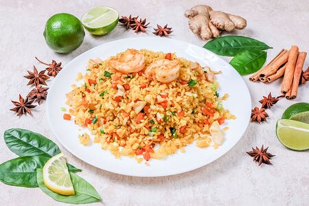 Ком Занг с морепродуктами