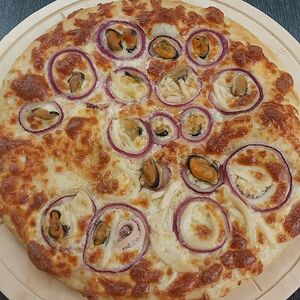 Пицца с морепродуктами