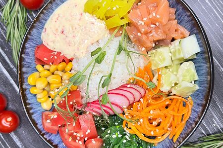 Поке с лососем