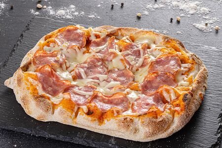 Римская пицца Сальчичон