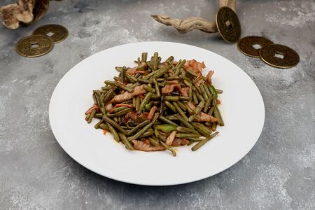 Свинина с папоротником