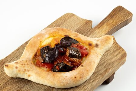 Хачапури по-аджарски с аджапсандалом