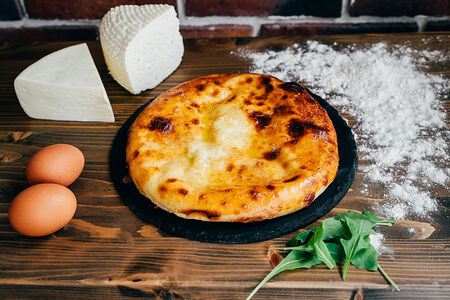 Осетинский пирог с сыром и картофелем