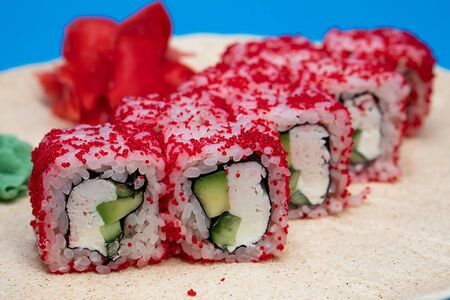 Калифорния с крабом