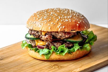 Двойной Биг бургер с халапеньо