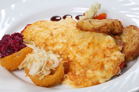 Мясо по-французски