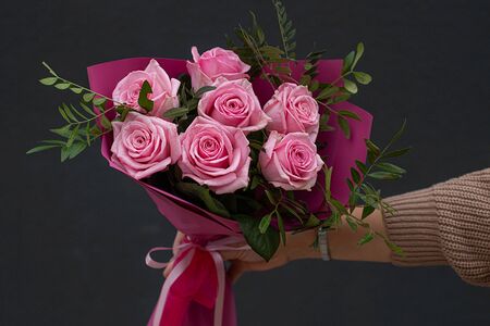 Моно букет из роз Авангард