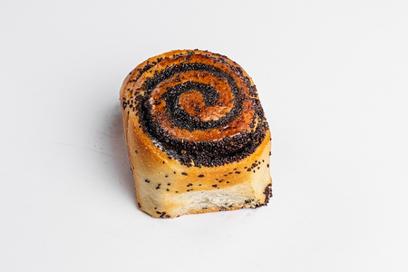 Булочка с маком