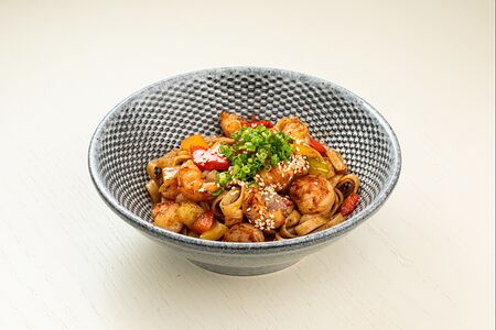 Удон с креветками