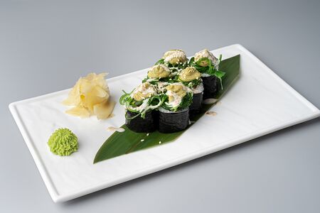 Веганский с гуакамоле и чукой