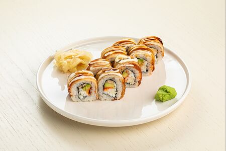 Ролл Угорь с крабом