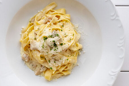 Феттуччине с белыми грибами в сливочном соусе