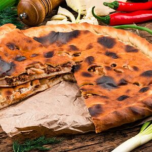 Пирог с говядиной и капустой